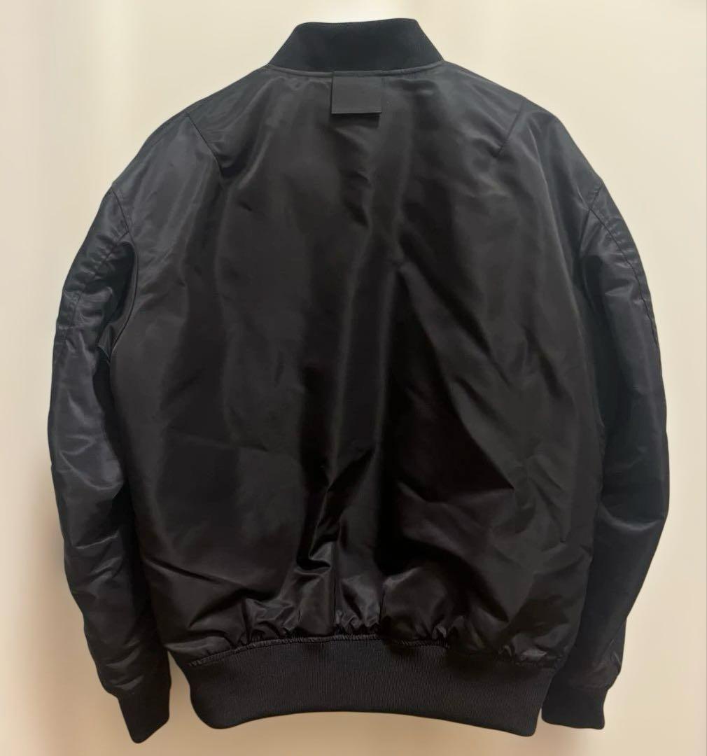 Mサイズ UNIQLO +J ハイブリッドダウンオーバーサイズMA-1