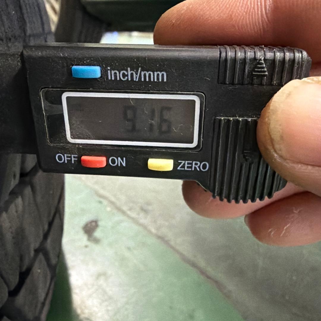 ブリジストン ブリザックDM-V3 225/65R17 23年製 4本セット