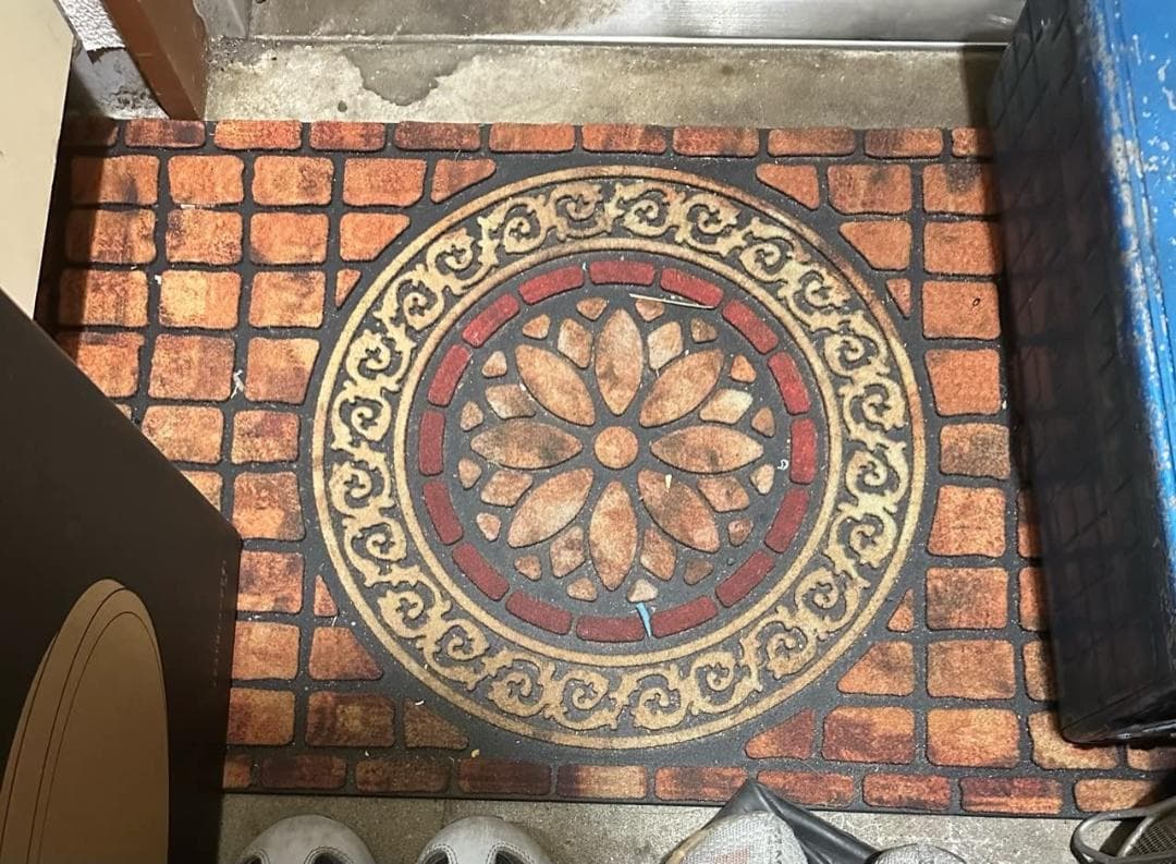 玄関マット 泥落とし 高級感のある素材とおしゃれなデザイン 屋外