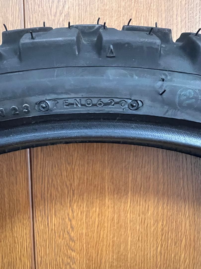 ブリヂストン　セロー250 TW-301 TW-302 新車外し 2本SET