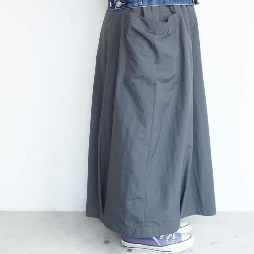 新品　2025　āta/アタ クラスカ skirt1 ナイロンコクーンスカート
