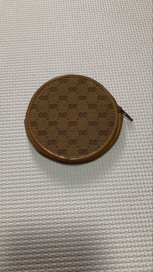 GUCCI GGパターン ラウンドケース