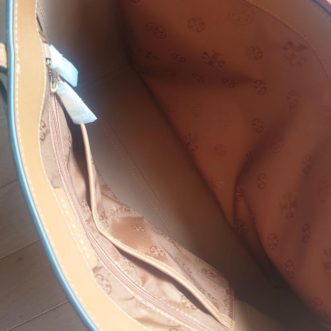 新品未使用トリーバーチトートバッグ