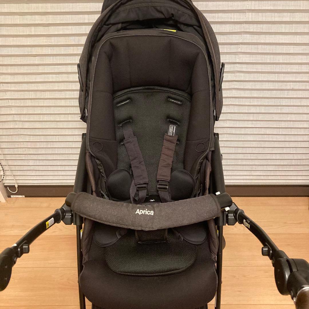 Aprica アップリカ ベビーカー ラクーナクッション フリープラス 横移動