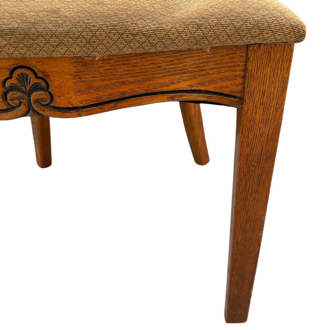 ② アンティーク 椅子 ヴィンテージ インテリア 木製チェア　スタッズ　ベージュ