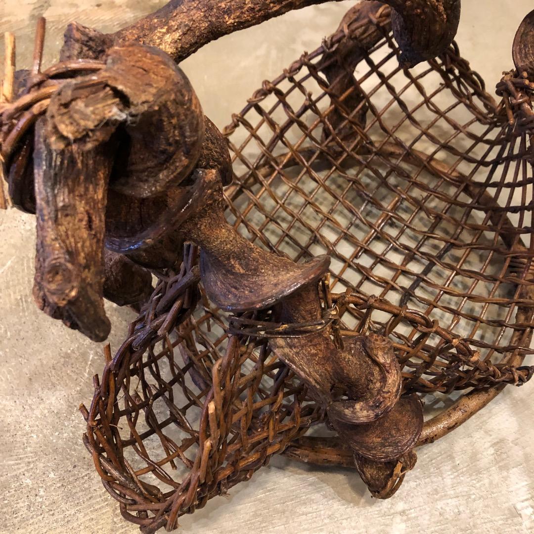 あけび蔓　流木　蔓籠　カゴ　インテリア　木製トレイ　バスケット　小物入　天然木