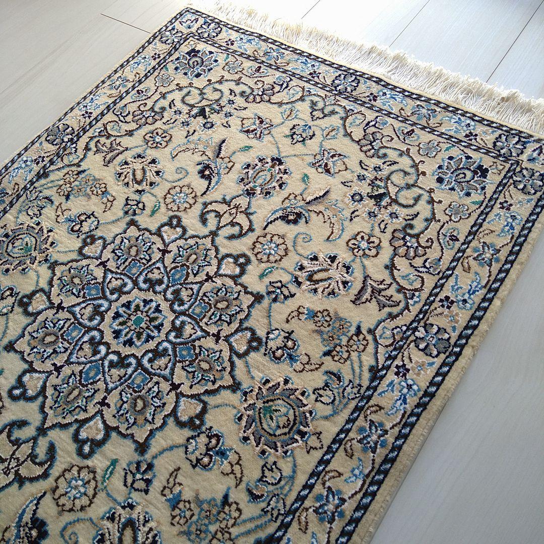 新品 ペルシャ絨毯 97×63cm クリームホワイト メダリオン ナイン産