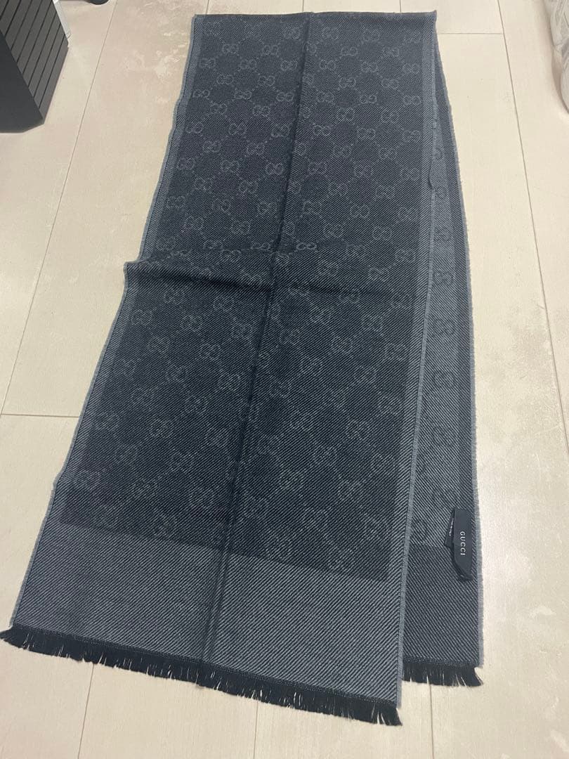 【美品】GUCCI マフラー GGロゴ