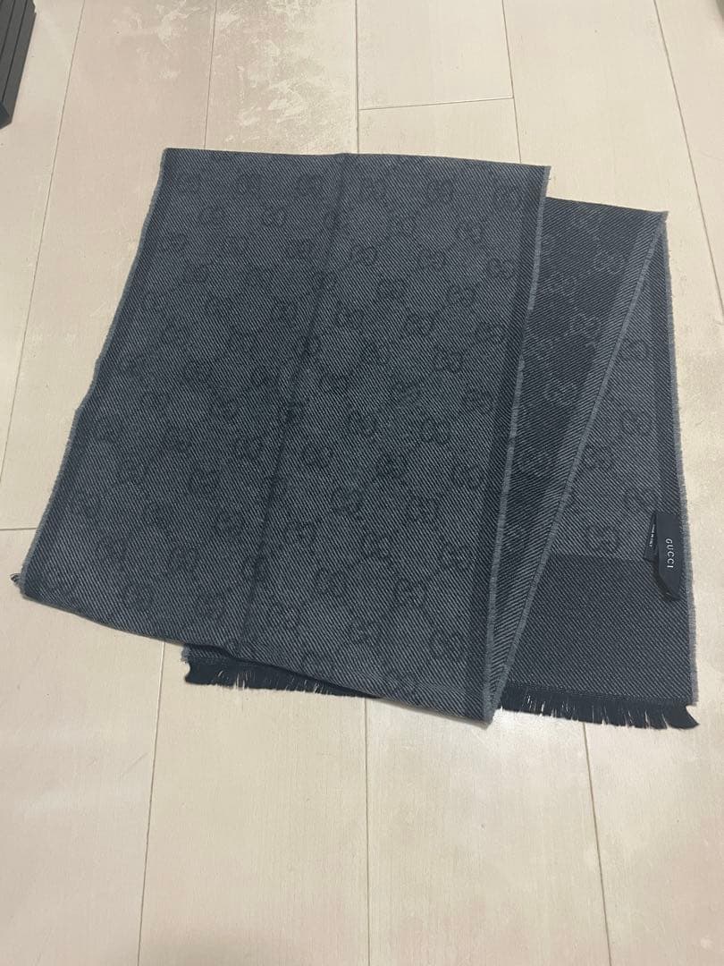 【美品】GUCCI マフラー GGロゴ
