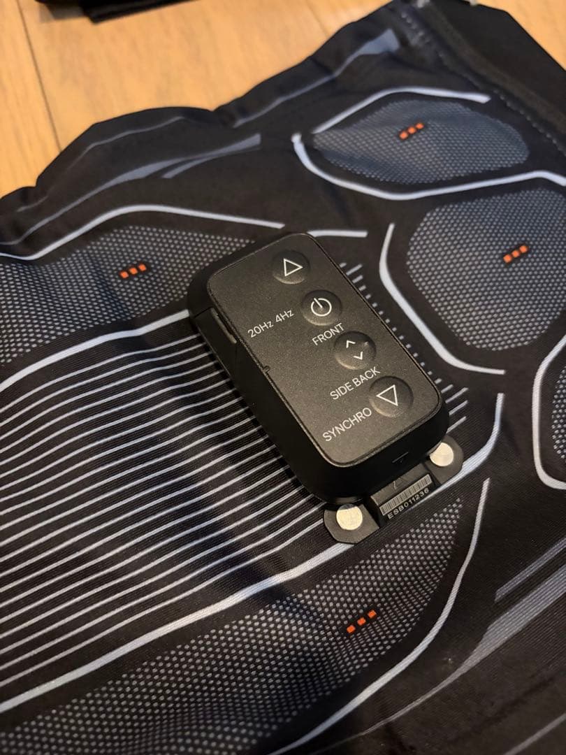 ち*o様 SIXPAD パワースーツ コアベルト M