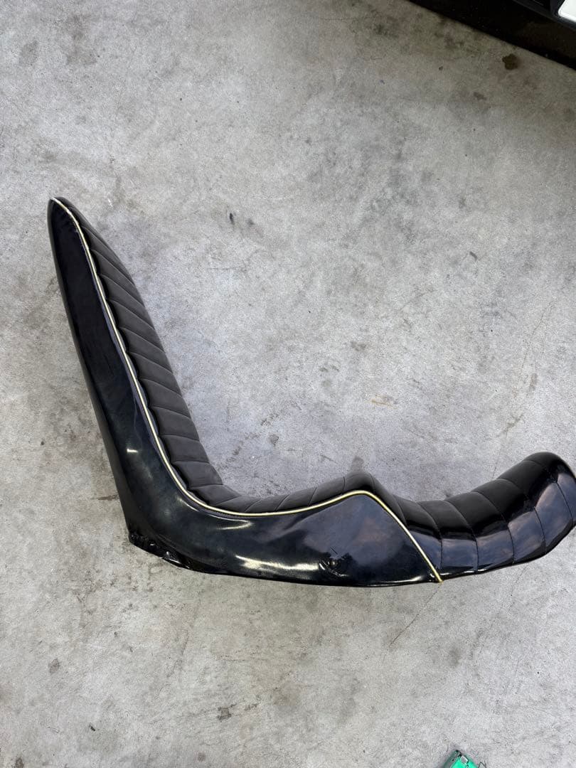 ゼファーχ3段シート