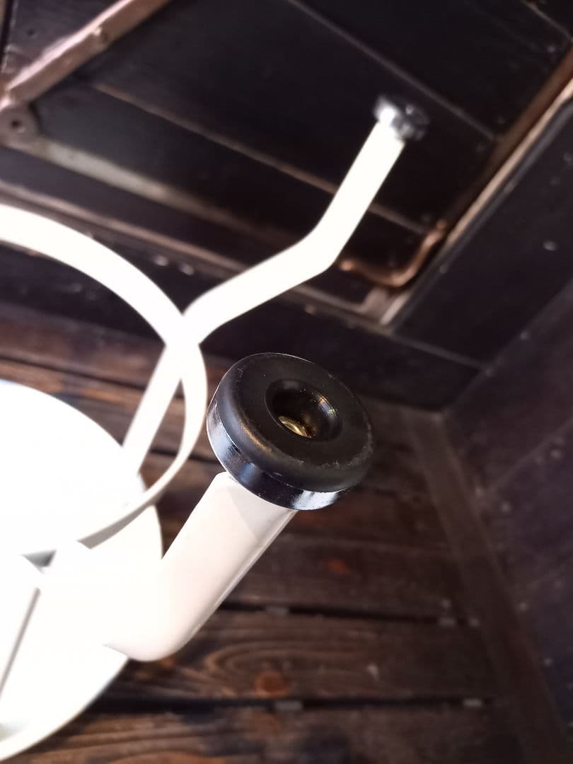 1990's　ポストモダン　スペースエイジ　インダストリアル　白　スツール