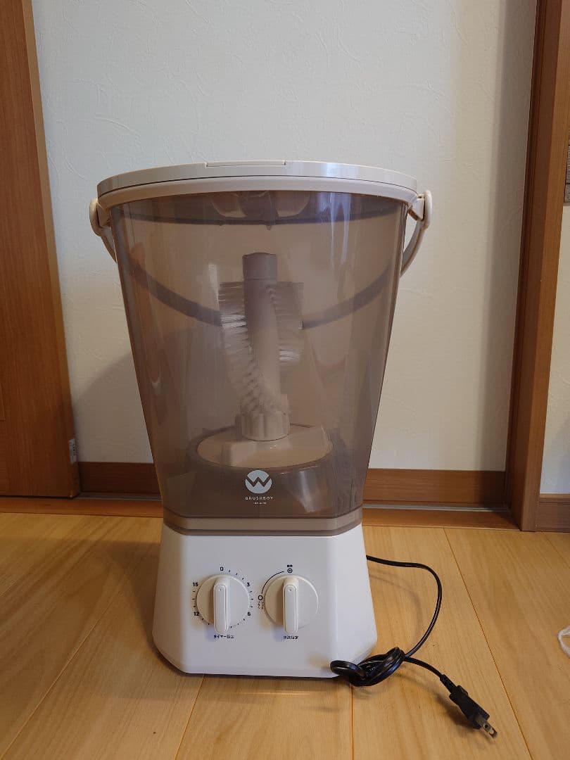 シービージャパン バケツ型 小型洗濯機 ブラッシュボーイ TOM-12 Pro