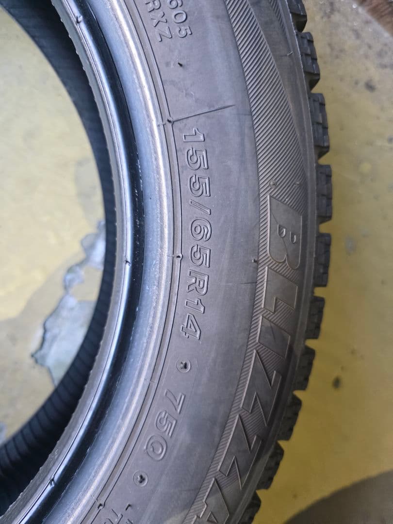 BRIDGESTONE 155/65R14BLIZZAK VRX 4本早い者勝ち