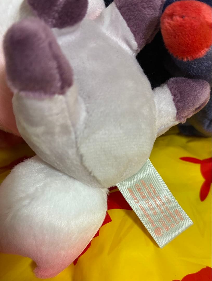 【新品】 磁石でくっつくペアマスコット にたものどうし ゾロア＆ヒスイゾロア