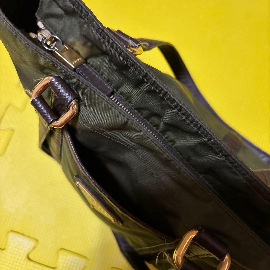 PRADA オリーブグリーン トートバッグ