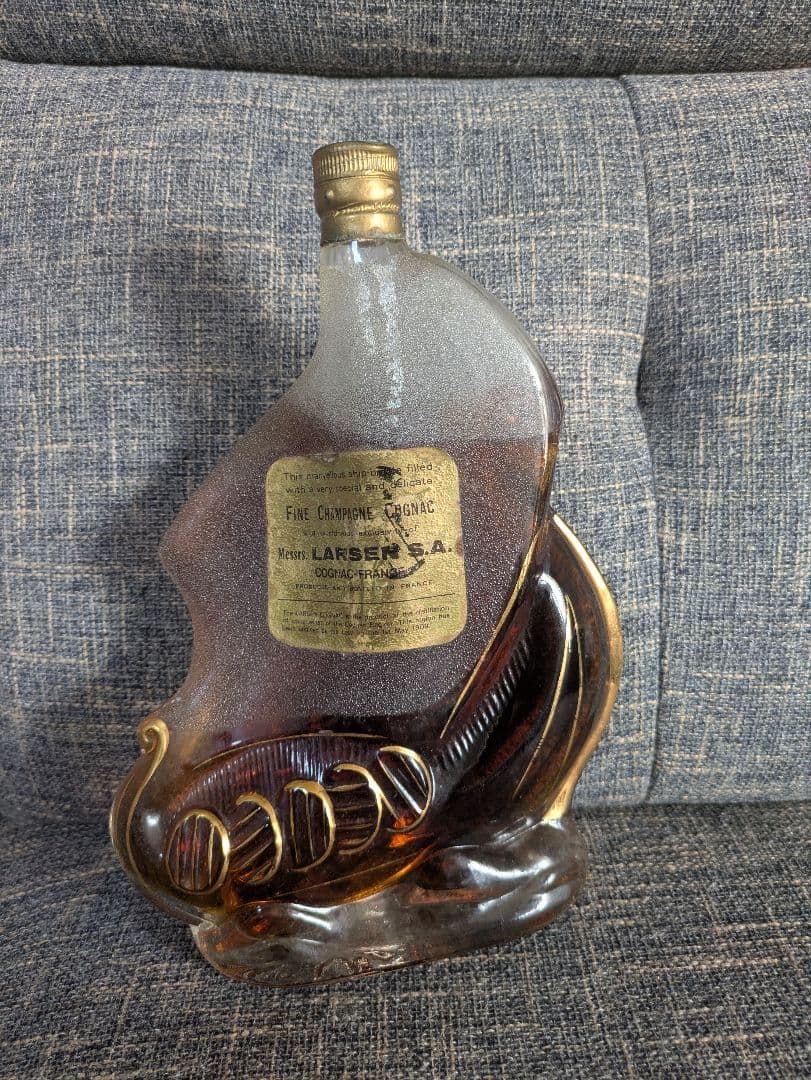 LARSEN コニャック　ミニボトル　未開封