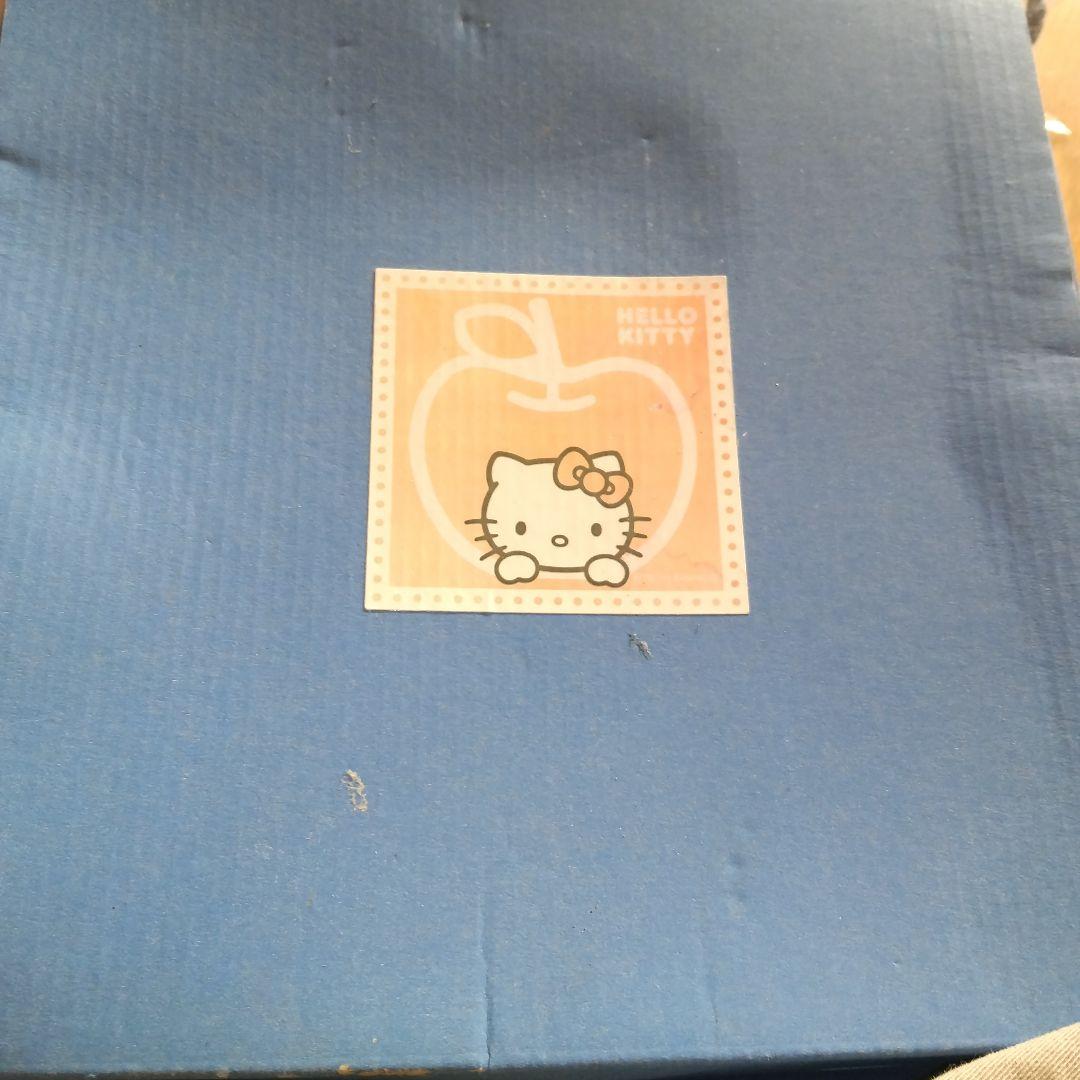 ハローキティ ピンクの皿