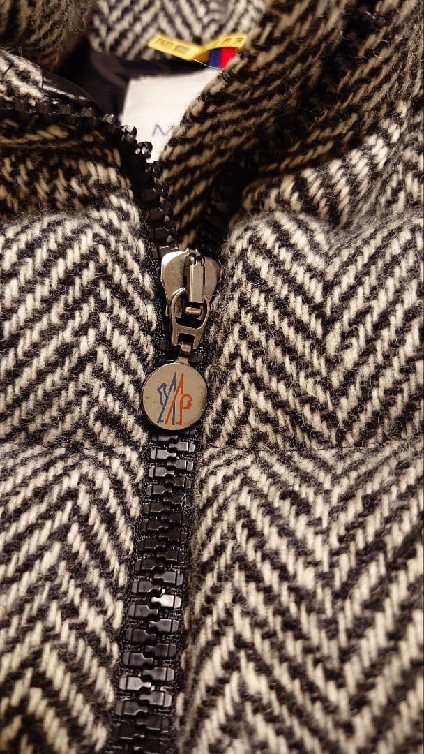 ◆あゆちゃん◆モンクレール　ダウン