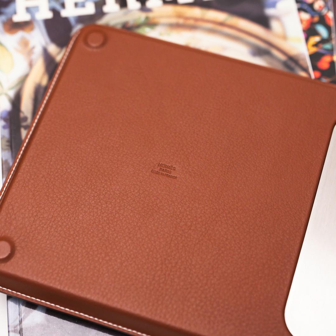 【定価30万】エルメス ヴィドポッシュ ヴォルトH ワイヤレス充電器