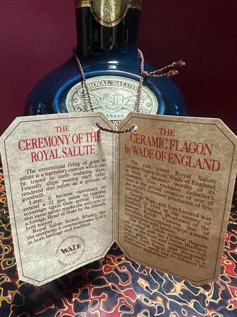  Salute 21年 ブレンデッドスコッチウイスキー　ブルー陶器