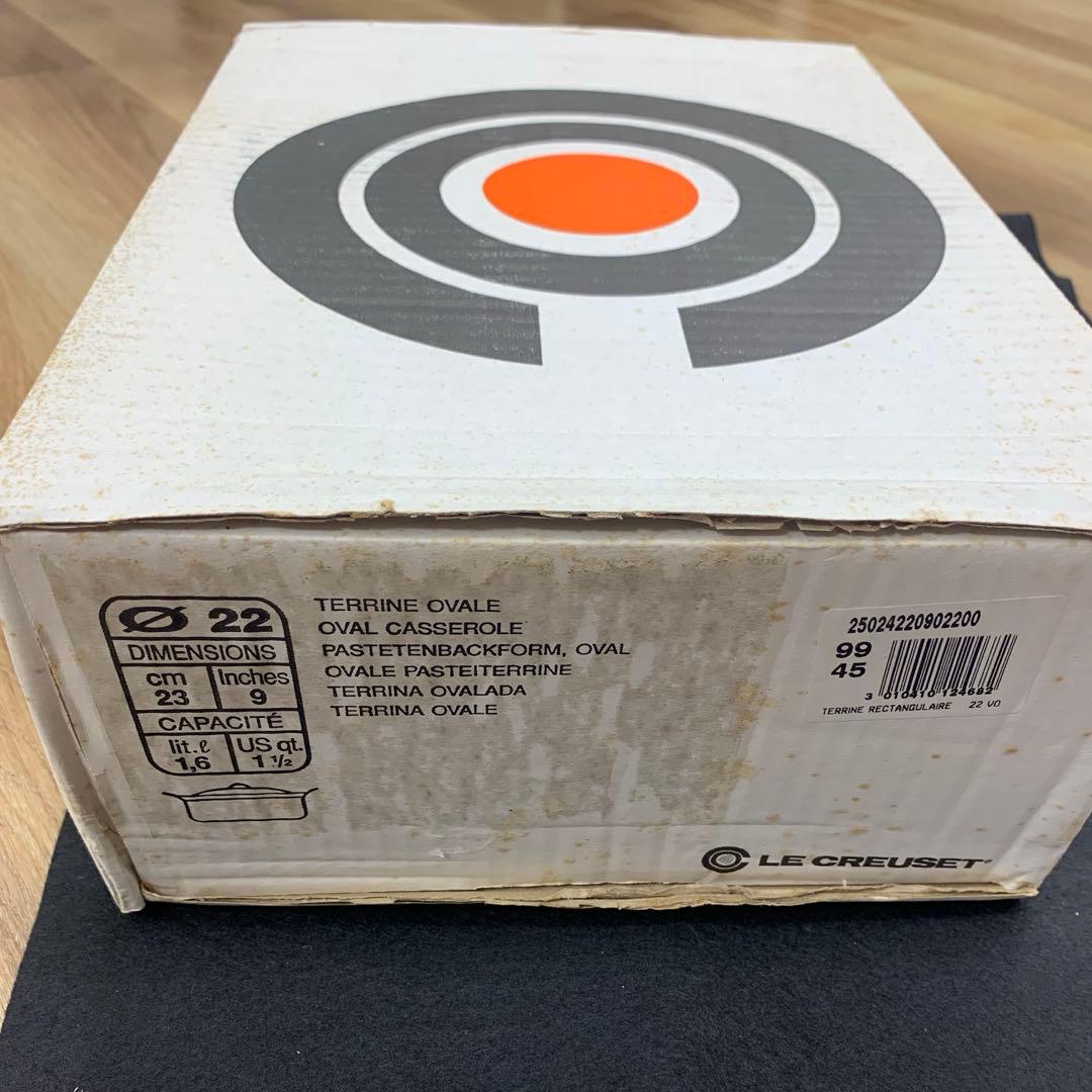 未使用品 ルクルーゼ 廃盤品テリーヌレクタングル 22cm オレンジ