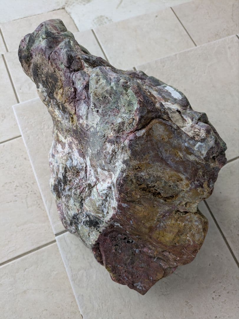 佐渡錦紅石 原石 特大 約30.6kg 天然石 赤玉石 鑑賞用 水石 希少 レア