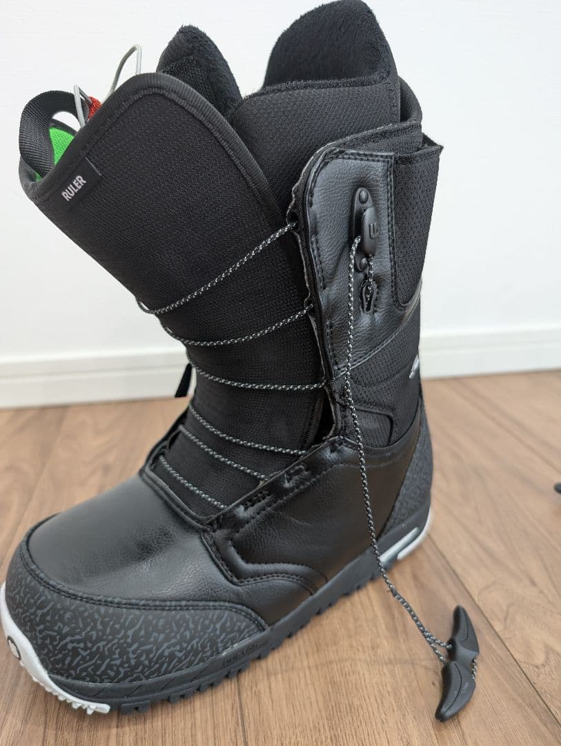 Burton RULER-ASIAN FIT スノーボードブーツ 27cm