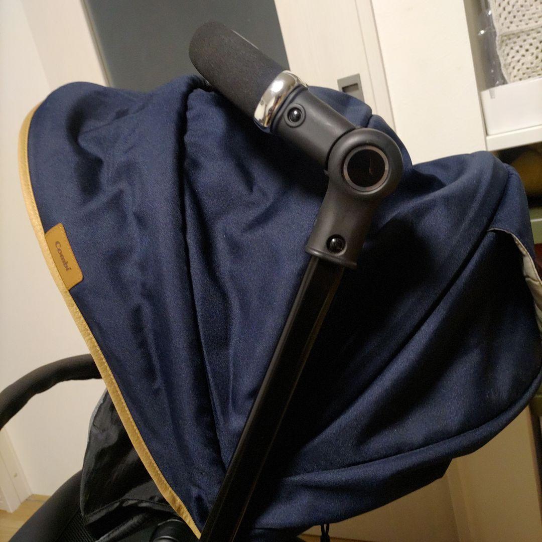 Combi 折りたたみ式ベビーカー ネイビー