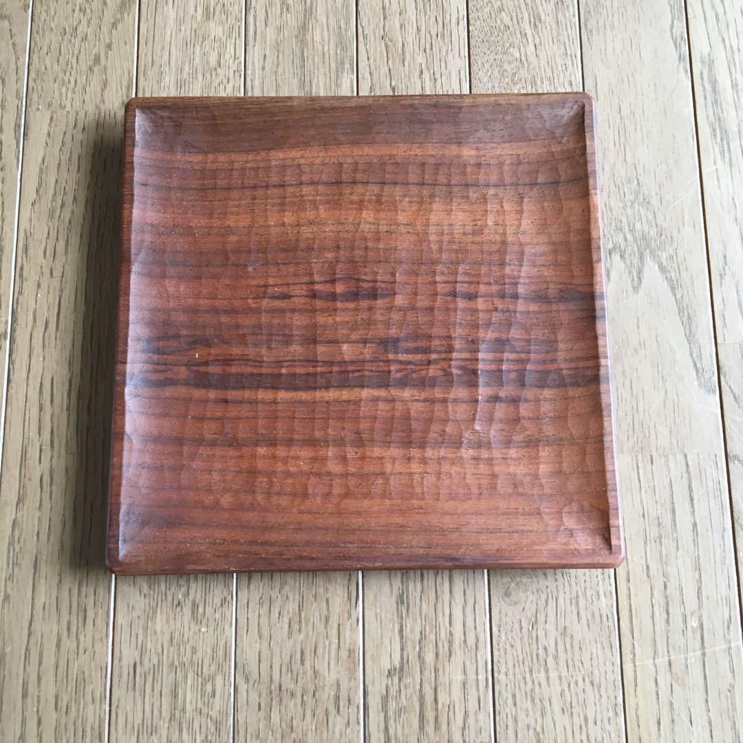 三谷龍二さん木製四角プレート