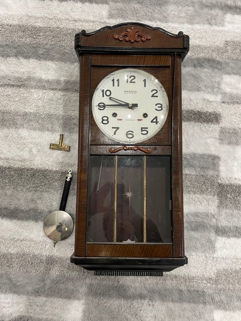 AIKOSHA 木製掛時計 30日巻き