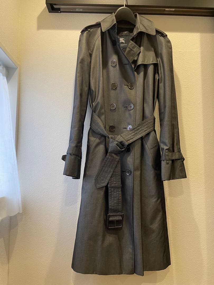 バーバリー　シルバーグレー トレンチコート ベルト付き