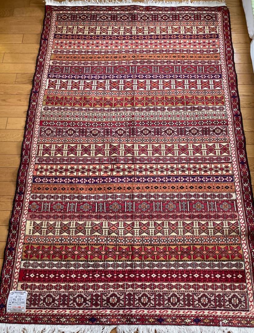 【在庫一掃セール】アルデビル キリム シルク 188cm×121cm