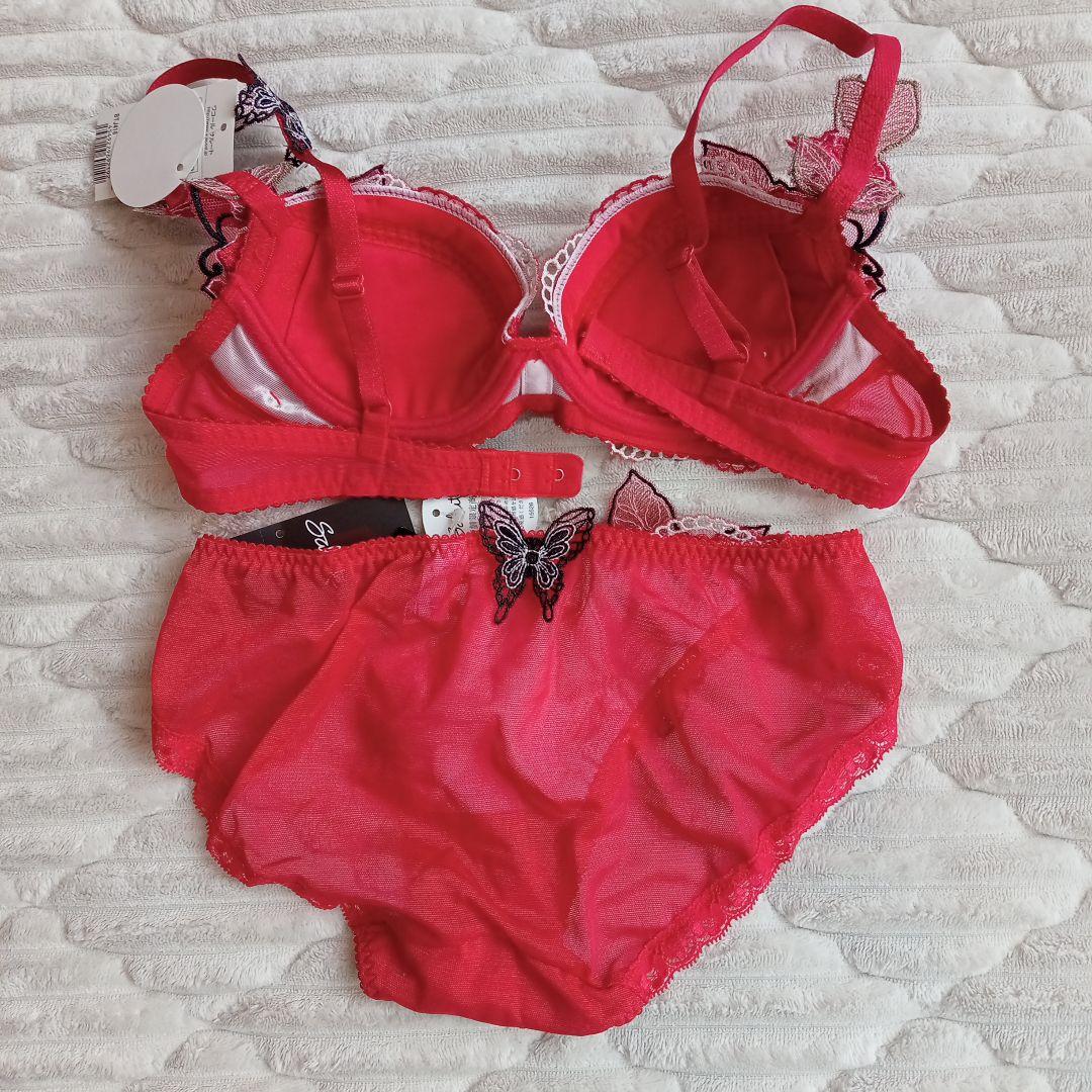 ワコール　サルート　B70 ショーツＭ 愛人　赤　店舗限定