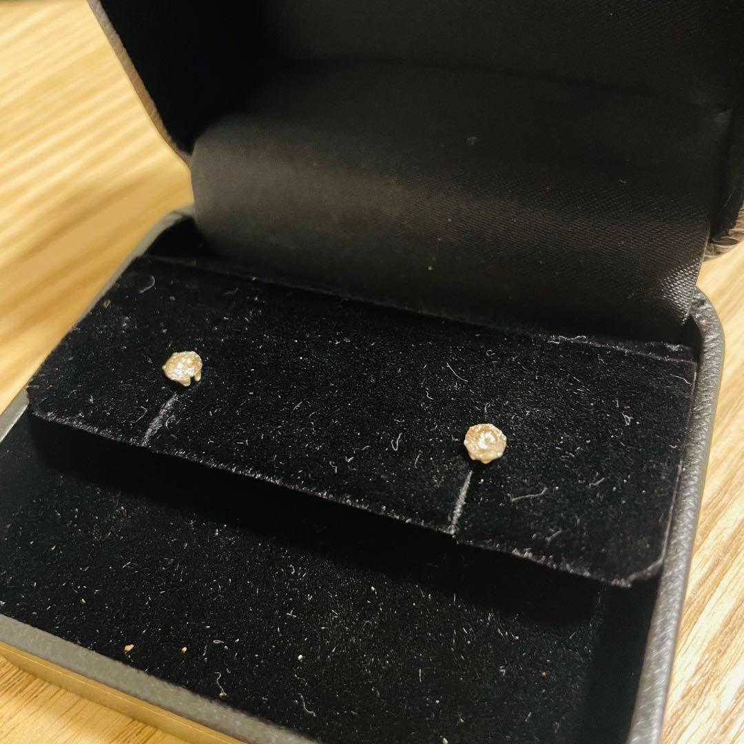 ダイヤモンド ピアス 一粒 プラチナ Pt900 天然ダイア 0.4カラット