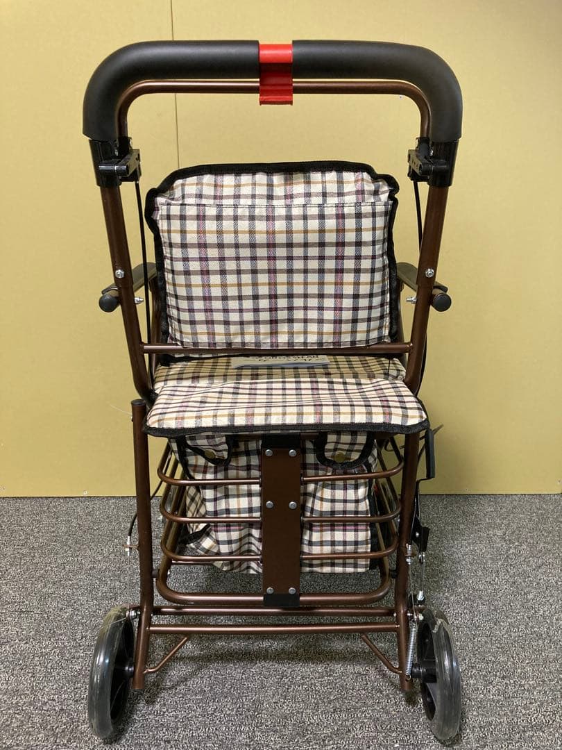 チェック柄クッション付きシルバーカー