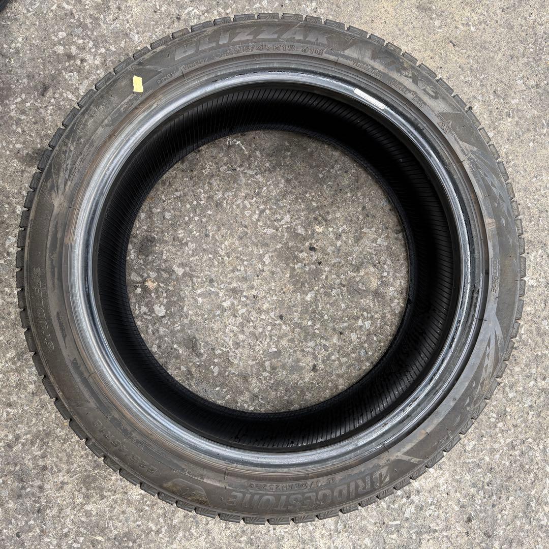 ブリヂストン VRX3 225/45R18 スタッドレス 2本