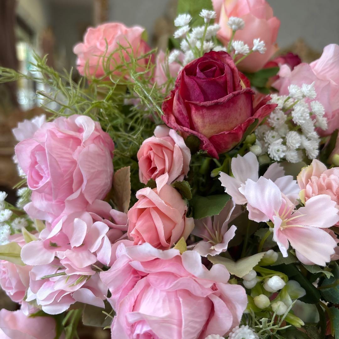 フラワーアレンジメント 薔薇 ローズマリー 天使の贈り物