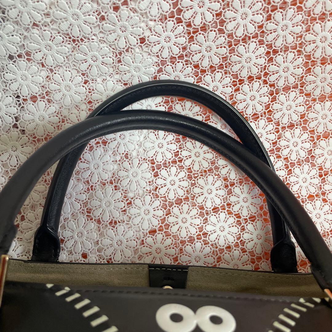 超美品アニヤハインドマーチ　ステッカーズトートバッグ