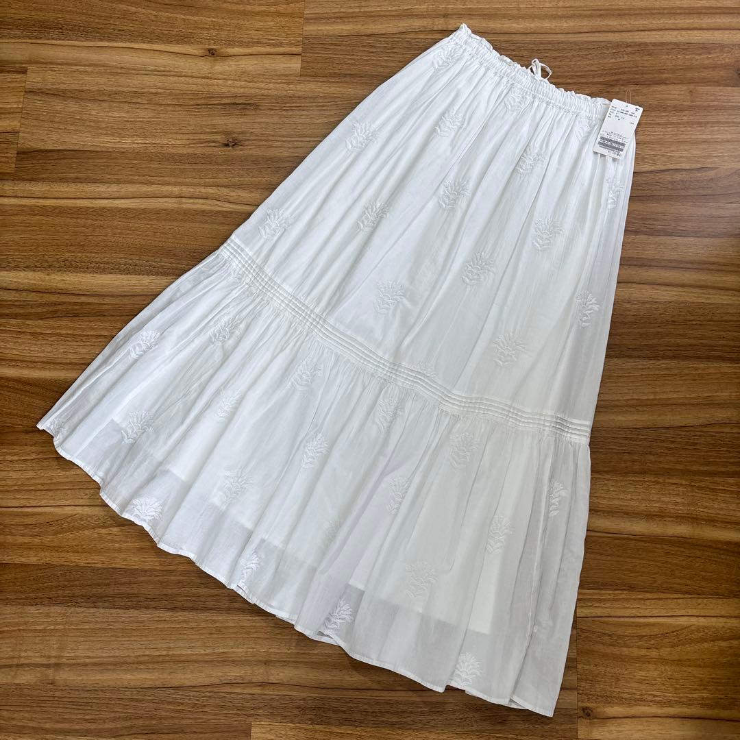 【新品未使用】コットンボイルエンブロイダーティアードスカート