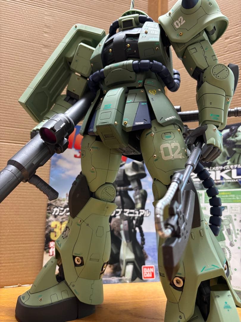 メガサイズ　1/48 量産型ザクⅡ 完成品