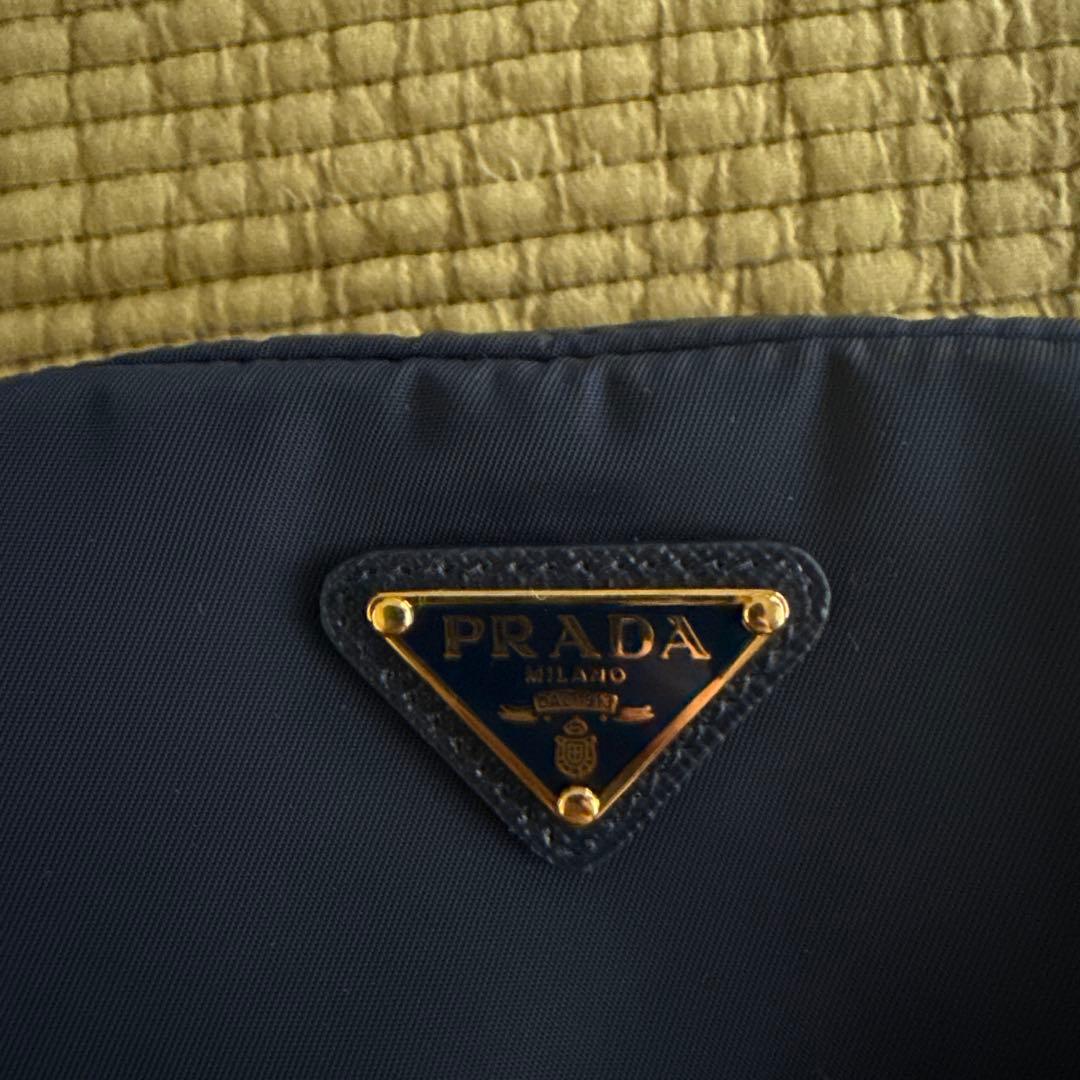 PRADAマイクロ Re-Nylon ポーチ カラーバルティックブルー