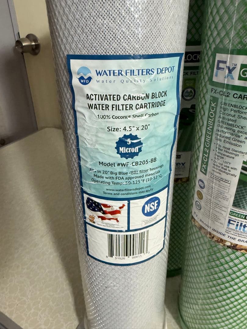 カーボン浄水フィルター 20インチ Big Blue セット CB205-8B