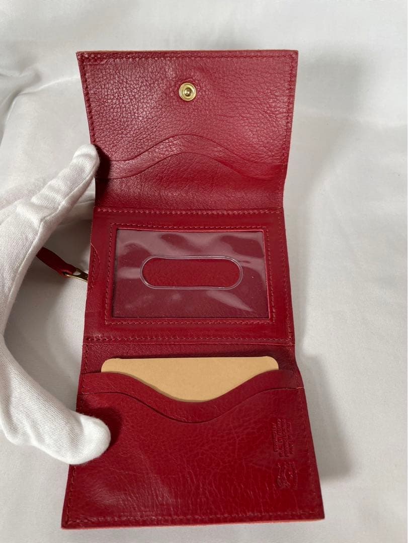 未使用 IL BISONTE イルビゾンテ 三つ折り財布 レザー コンパクト