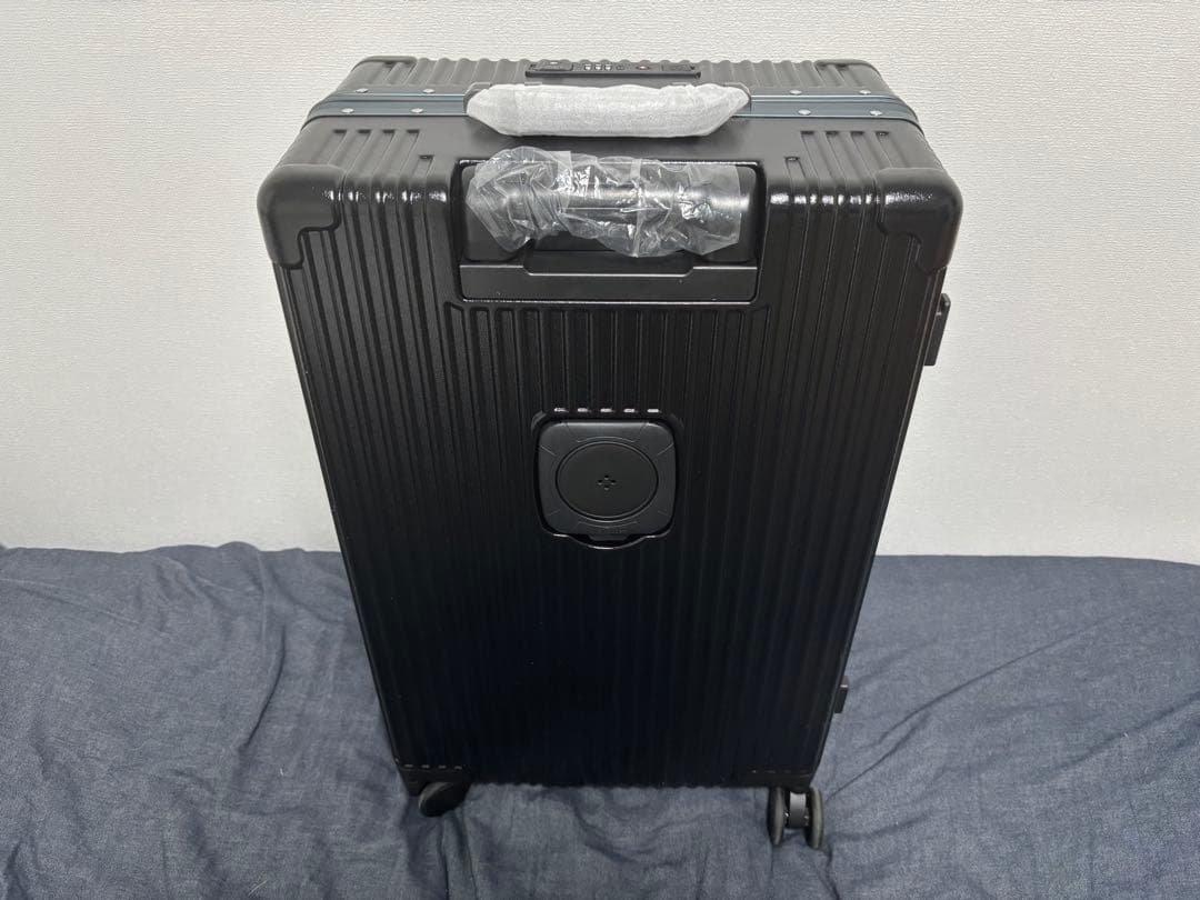 【新品】スーツケース キャリーケース Type-C Mサイズ 67L ブラック