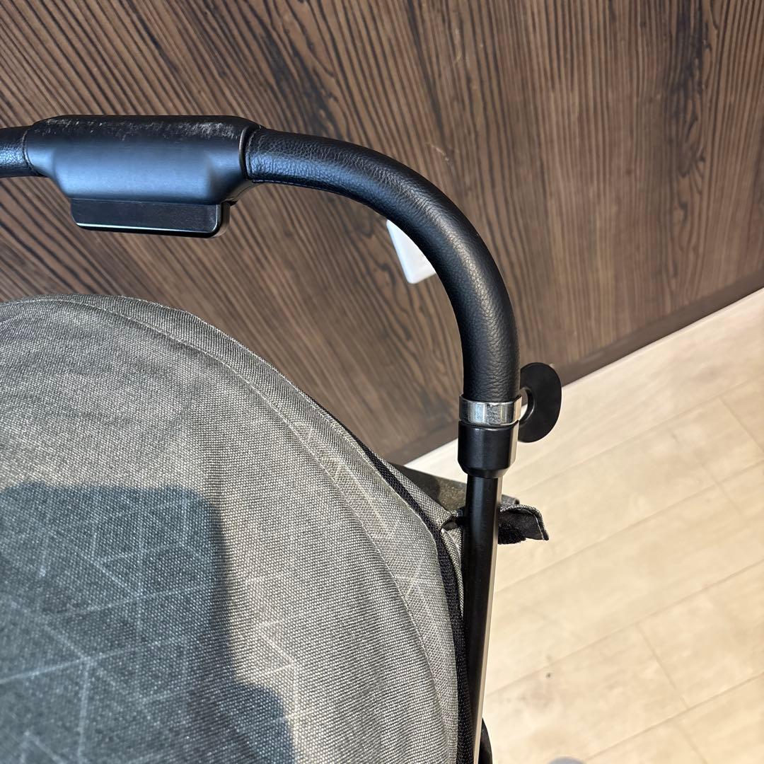 Aprica スムーヴ　プレミアム　ベビーカー　グレー　ブラック