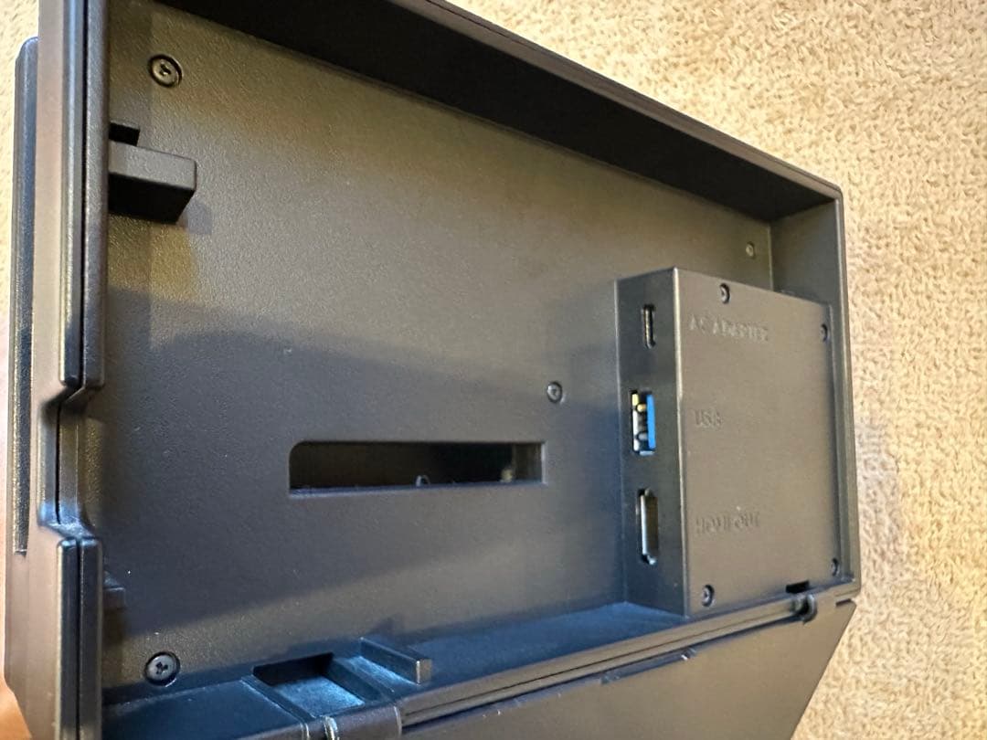 Nintendo Switch 本体、純正Proコン、収納ケースセット