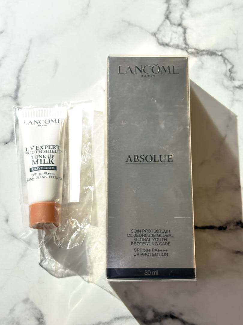 新品未開封　ランコム アプソリュ UV 30ml UVエクスペールトーンアップ付