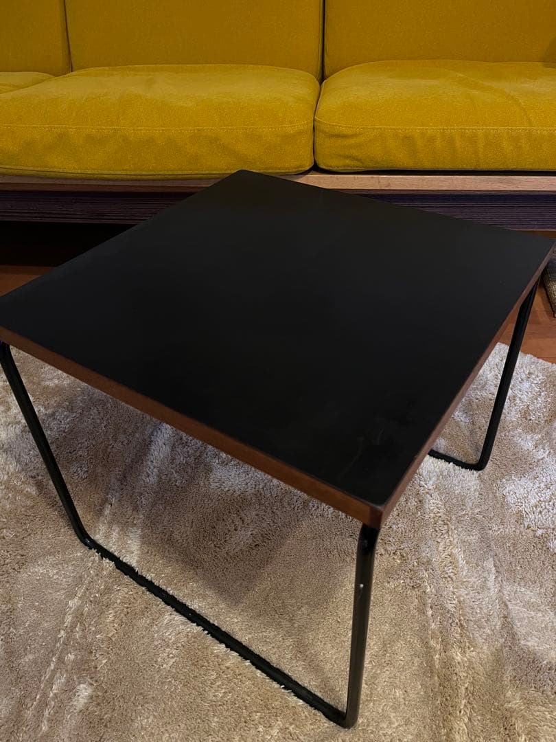 Pierre Guariche ピエール・ガーリッシュ サイドテーブル