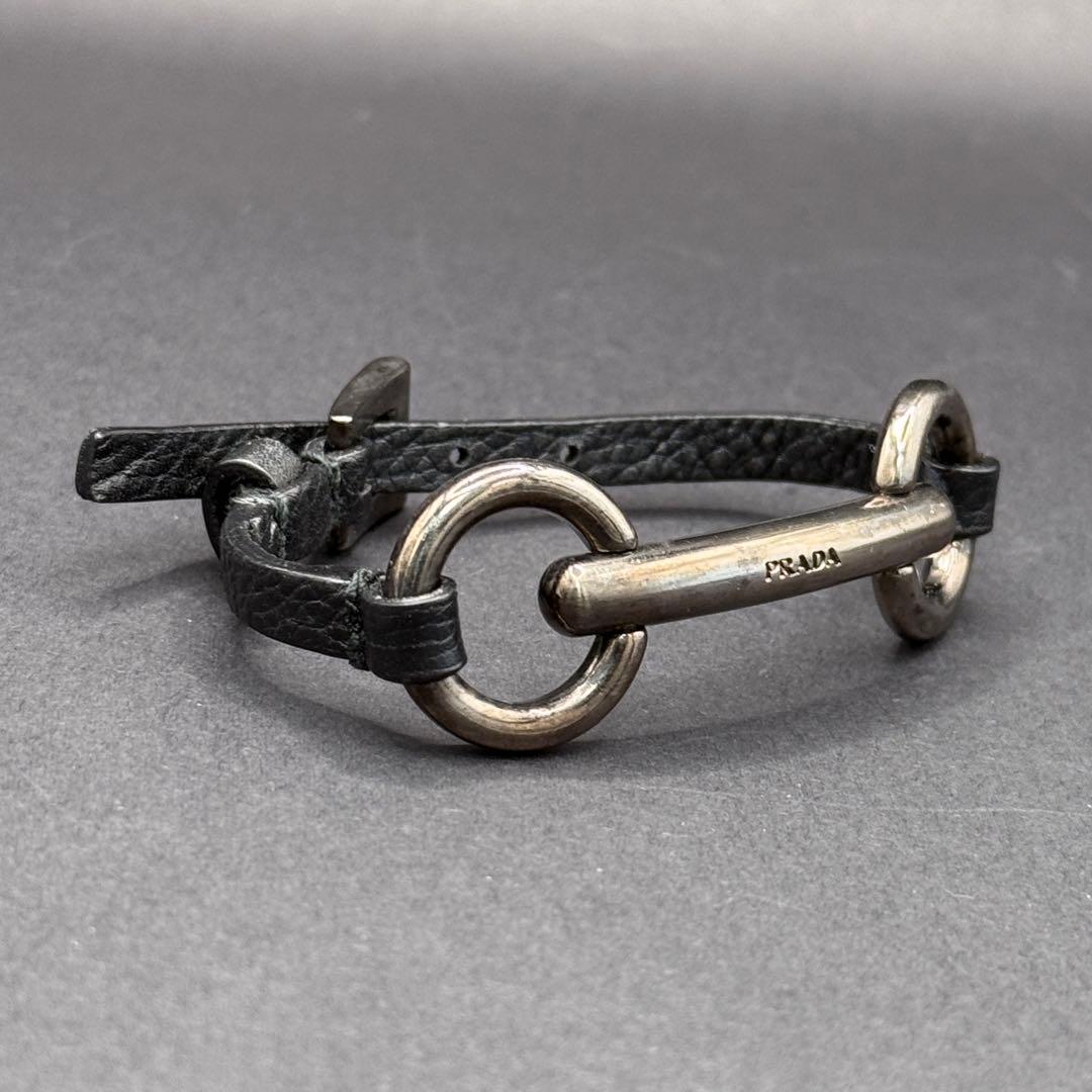 PRADA プラダ ブレスレット 銀 レザー 本革 ブラック ホースビット